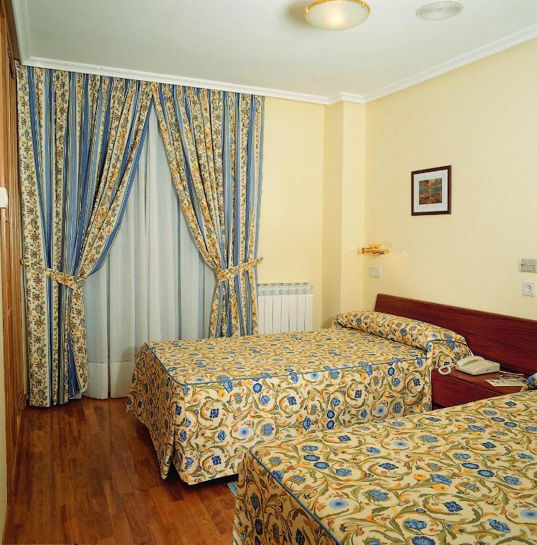 Hotel Isabel Briviesca Room photo